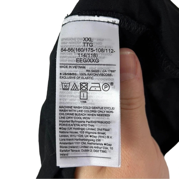 Gap • Sleeveless Button-Front Dress - Picture 7 of 8